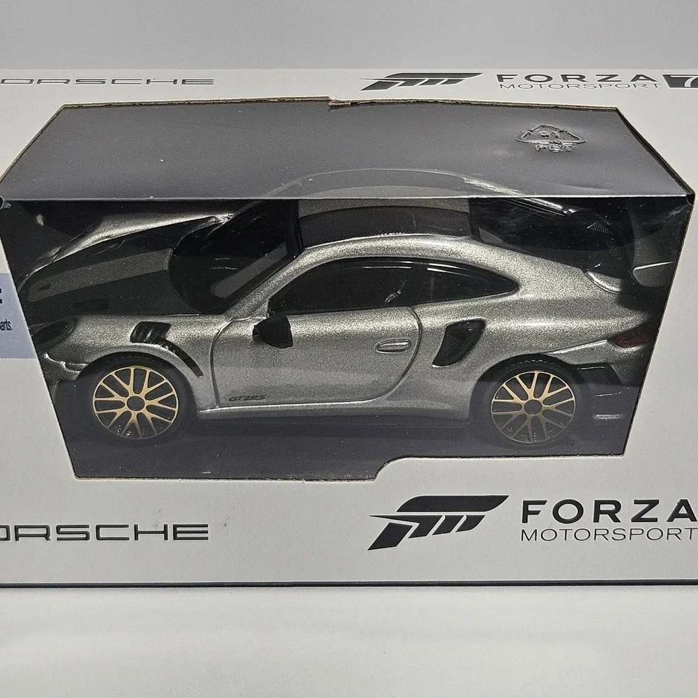 Forza Motorsport 7 Porsche 911 GT2 RS 1/43 Scale Die-Cast Silver WAP0209010J